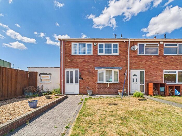 3 Bedroom End Of Terrace House For Sale In Brookdale Road, Bristol, BS13