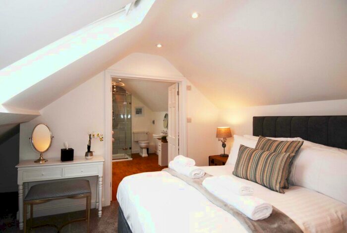 2 Bedroom Flat To Rent In Old Town Suites, Parsons Street, Banbury, Oxon, OX16