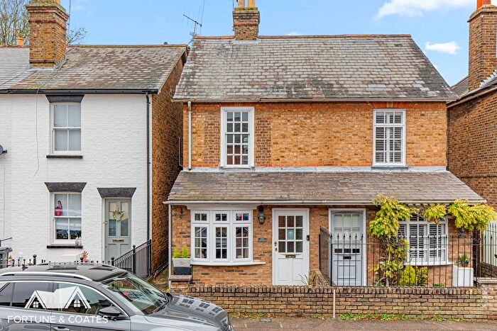 2 Bedroom Semi-detached House For Sale In Bury Road, Harlow, CM17