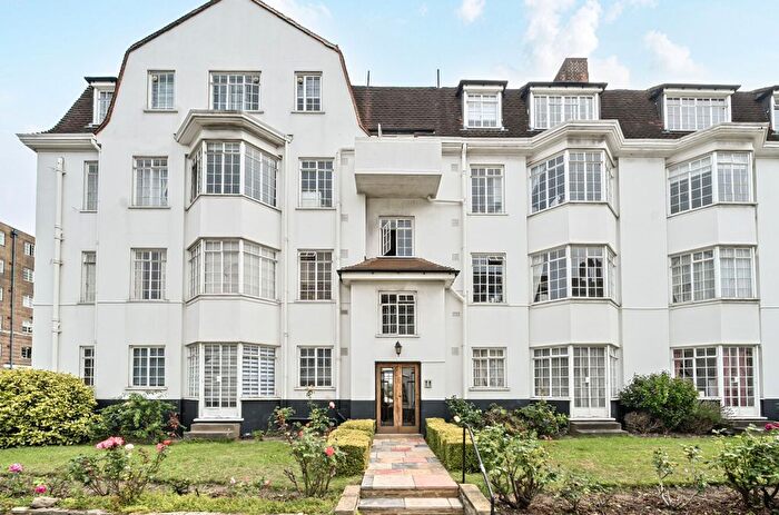 1 Bedroom Flat To Rent In Streatham Hill, Wavertree Court Streatham Hill, SW2