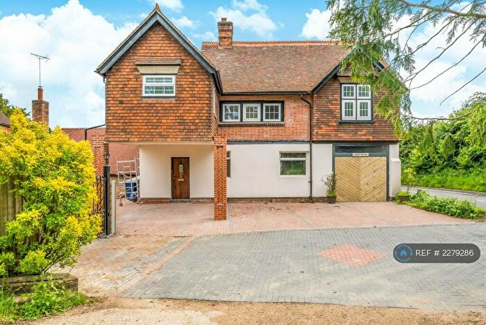 5 Bedroom Detached House To Rent In Grayswood Road, Haslemere, GU27