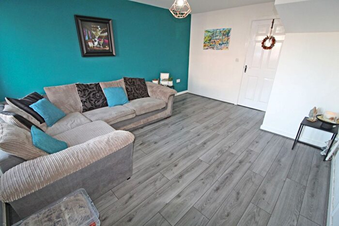 3 Bedroom Terraced House For Sale In Drake Avenue, Blyth, NE24