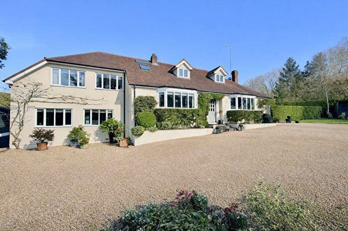 4 Bedroom Detached House For Sale In Harvest Hill, Bourne End, SL8