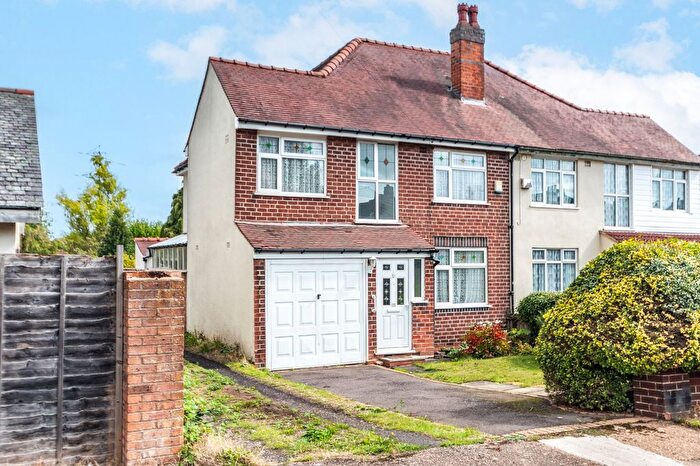 3 Bedroom Semi-detached House For Sale In Tessall Lane, Birmingham, West Midlands, B31
