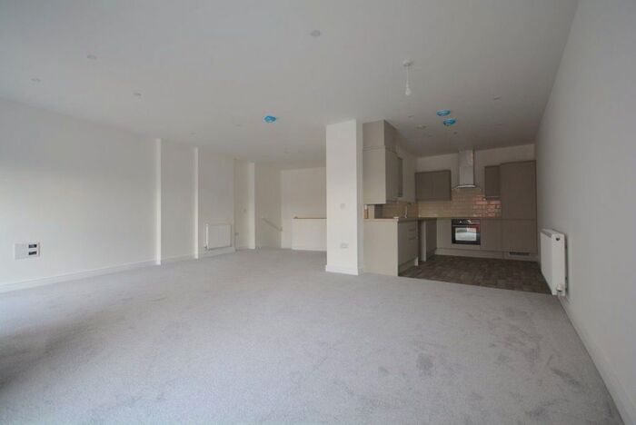 2 Bedroom Maisonette To Rent In Westcliff House, Sea Road, Westgate CT8