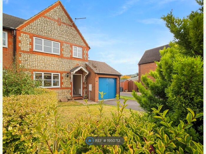 3 Bedroom End Of Terrace House To Rent In St. Judes Close, Bishopdown, Salisbury, SP1