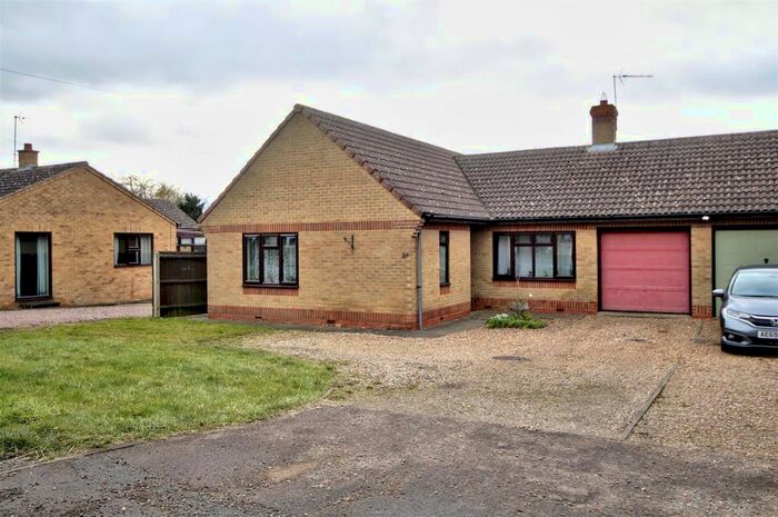 3 Bedroom Semi-Detached Bungalow For Sale In West End, Haddenham, Ely, CB6