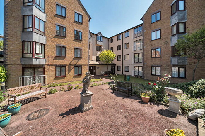 2 Bedroom Retirement Property For Sale In Victoria Parade, Ramsgate, CT11