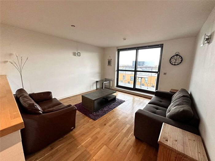 2 Bedroom Flat To Rent In Albion Works, Pollard Street, Manchester, M4