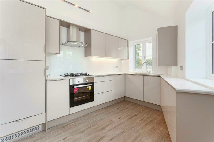 1 Bedroom Apartment To Rent In Calthorpe Heights, Southbar Street, Banbury, OX16