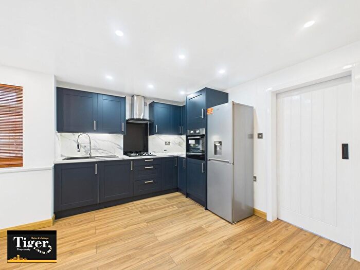 2 Bedroom Terraced House For Sale In Ivy Avenue, Blackpool, FY4