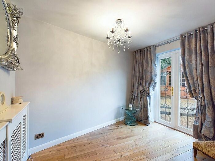 5 Bedroom Detached House For Sale In Newmarsh Road, Minworth, B76