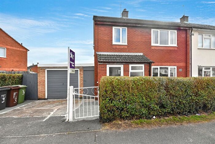 3 Bedroom Semi-detached House To Rent In Willow Brook Road, Corby, NN17