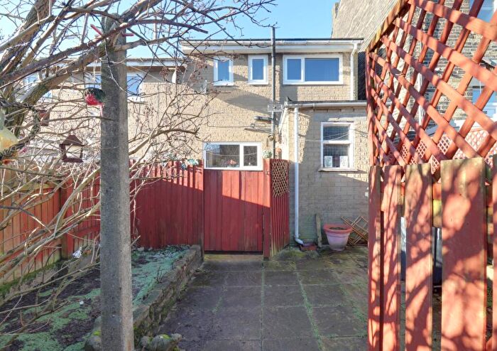 2 Bedroom Terraced House For Sale In Derby Street, Todmorden, OL14