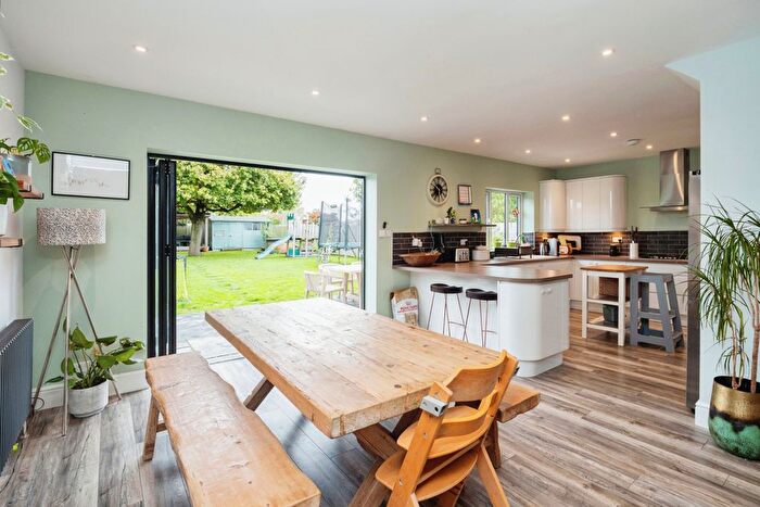 5 Bedroom Detached House For Sale In Greenview Crescent, Hildenborough, Tonbridge, TN11