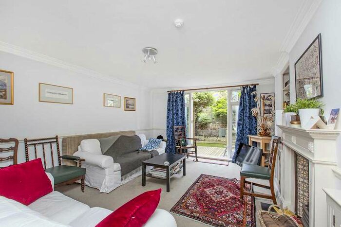 3 Bedroom House To Rent In Wandsworth Bridge Road, London, SW6