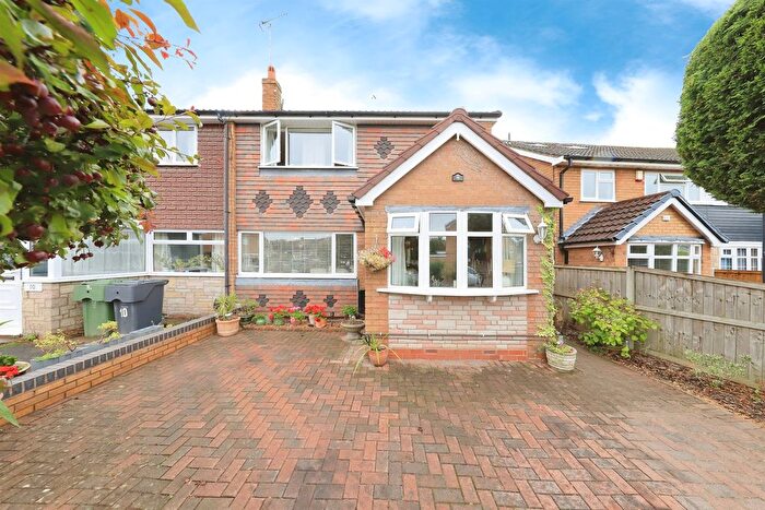 3 Bedroom Semi-detached House For Sale In Broadfields, Hagley, Stourbridge, DY9