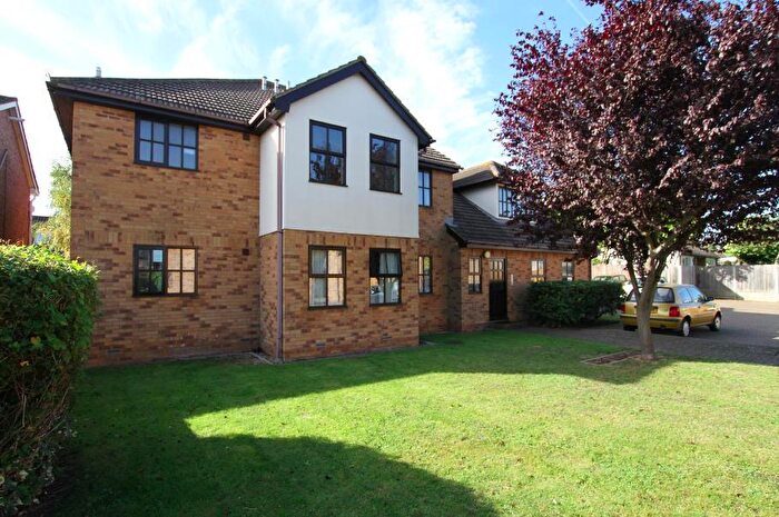 1 Bedroom Flat To Rent In Hudson Road, Leigh-On-Sea, SS9