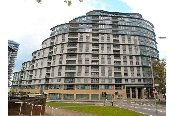 2 Bedroom Flat To Rent In Centrium, Woking, Surrey, GU22