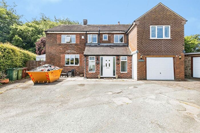 4 Bedroom Detached House For Sale In Kings Close, Pontefract, WF8