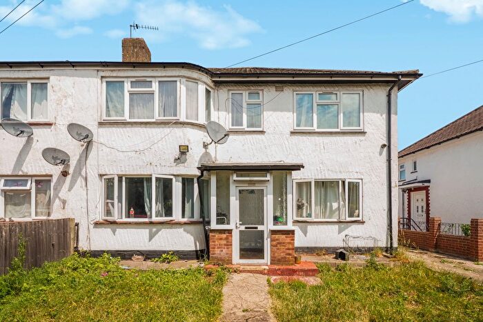 2 Bedroom Flat To Rent In Redesdale Gardens, Isleworth, TW7