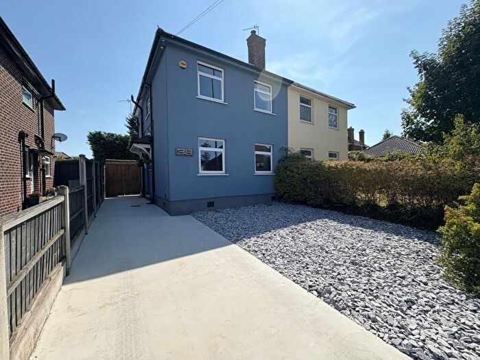 3 Bedroom Semi-Detached House To Rent In Sutton Avenue, Chellaston, DE73