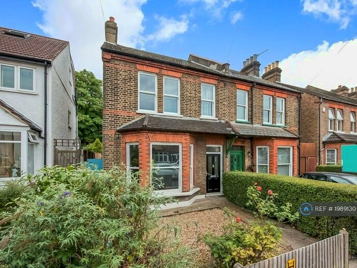 1 Bedroom Flat To Rent In Warwick Road, London, SE20