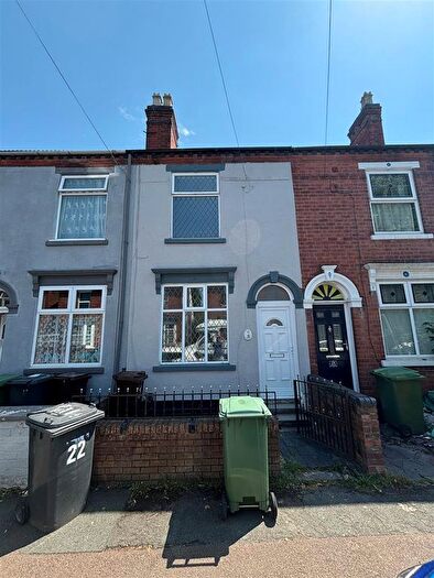 3 Bedroom Terraced House To Rent In Lloyd Street, Wolverhampton, WV6