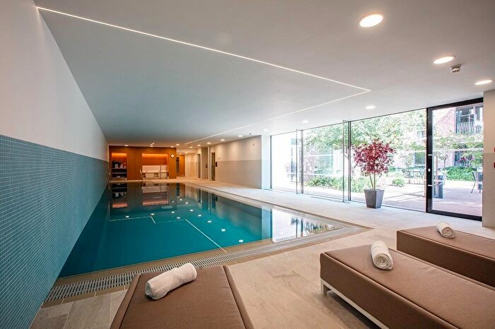 2 Bedroom Apartment For Sale In Rowland Hill Street, Hampstead, London, NW3