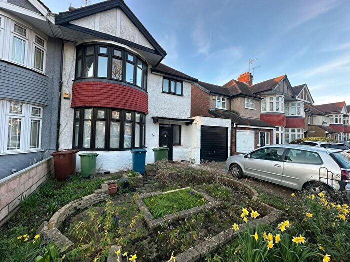 3 Bedroom Semi Detached House To Rent In Parkside Way, Harrow, HA2