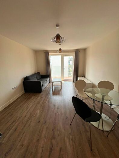 1 Bedroom Flat For Sale In Pearl Lane, Gillingham, ME7