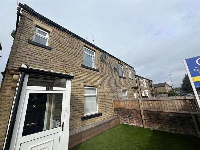 2 Bedroom Terraced House To Rent In Town Gate, Wyke, Bradford, BD12