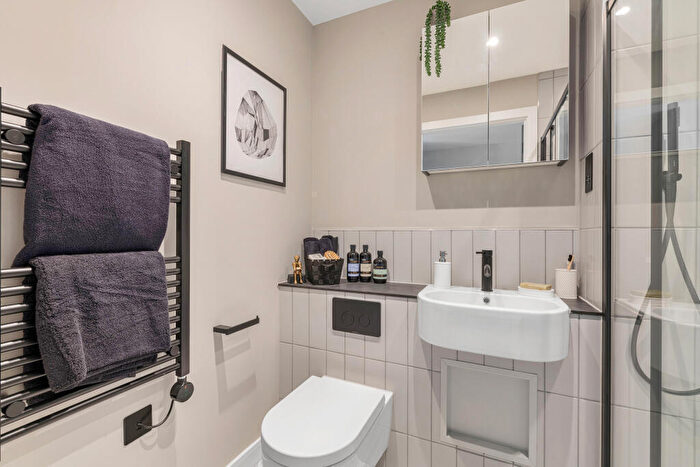 3 Bedroom Flat To Rent In The Gladstone, Dollis Hill Avenue, London, NW2