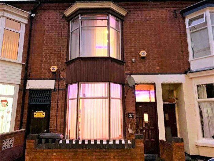 3 Bedroom Terraced House For Sale In Cambridge Street, Leicester, LE3