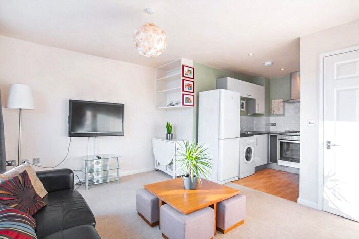1 Bedroom Flat For Sale In Clipper Way, London, SE13
