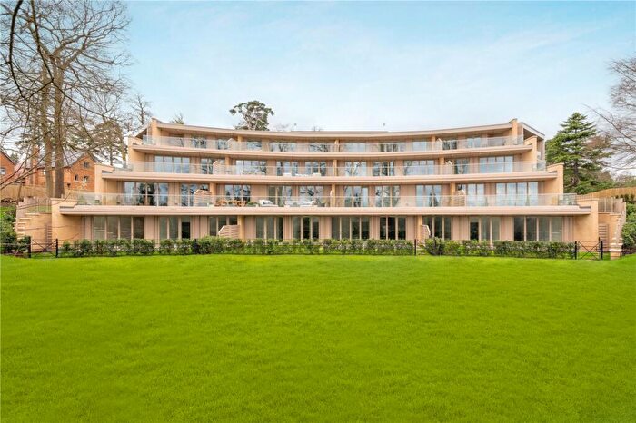3 Bedroom Penthouse For Sale In Madeira Walk, Ascot, Berkshire, SL5