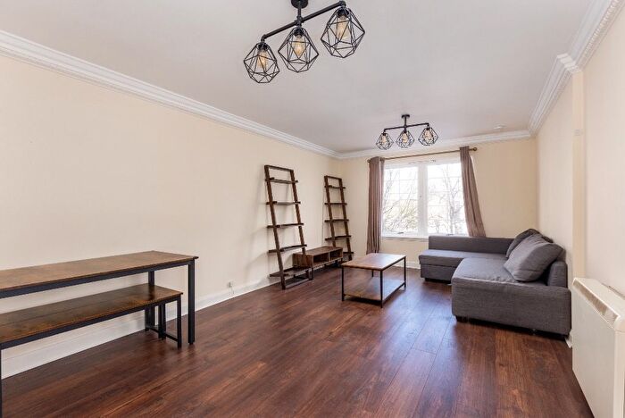 1 Bedroom Flat To Rent In Caledonian Crescent, Haymarket, Edinburgh, EH11