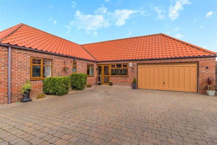 4 Bedroom Detached Bungalow For Sale In The Gables, Forest Town, NG19