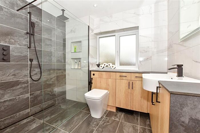 4 Bedroom Detached House For Sale In The Street, Appledore, Ashford, Kent, TN26