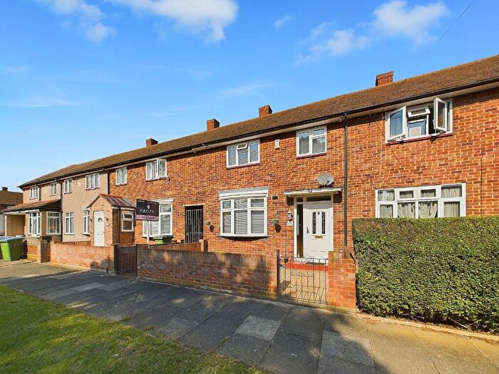 3 Bedroom Terraced House For Sale In London, Greater London, SE9