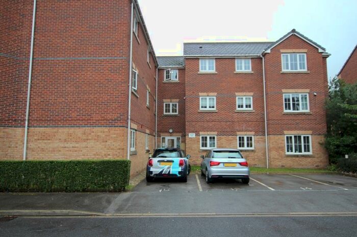 2 Bedroom Apartment To Rent In Staunton Park, Kingswood, Hull, HU7