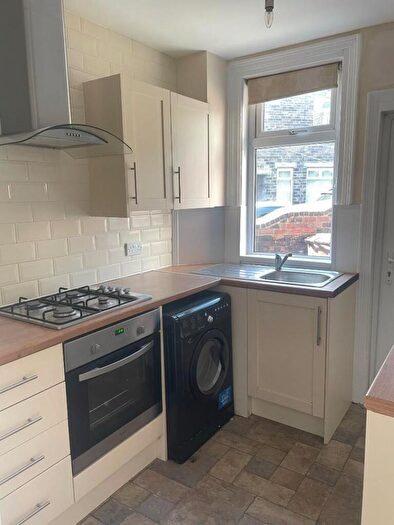 3 Bedroom House To Rent In Harrison Road, Malin Bridge, S6