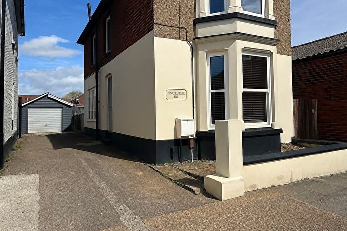 2 Bedroom Flat To Rent In Angerstein Road, Portsmouth, PO2