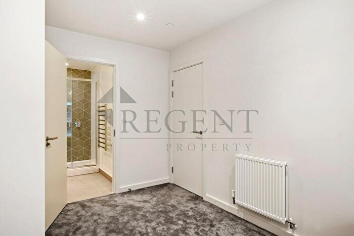 2 Bedroom Apartment To Rent In Beeley House, Mary Neuner Road, N8