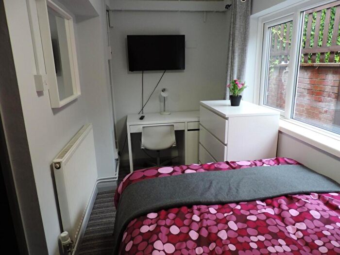 1 Bedroom House To Rent In Nunnery Fields, Canterbury, CT1