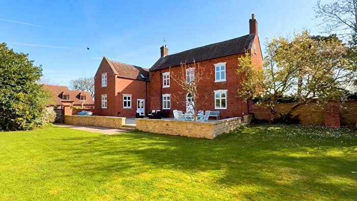 5 Bedroom Link Detached House For Sale In Manor Drive, Harlaxton, Grantham, Lincolnshire, NG32