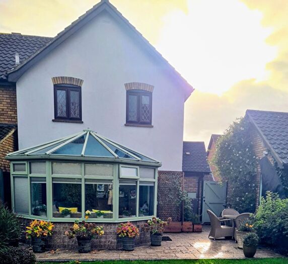 3 Bedroom Semi Detached House For Sale In Pollards Green, Chelmer Village, Chelmsford, CM2