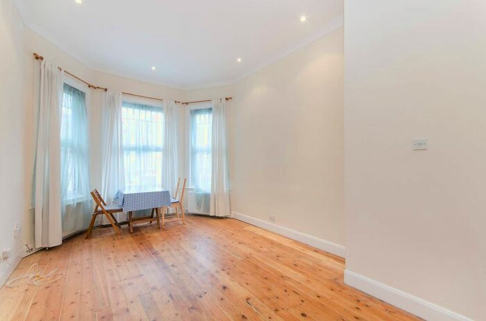 1 Bedroom Flat To Rent In Anson Road, Willesden, London, NW2