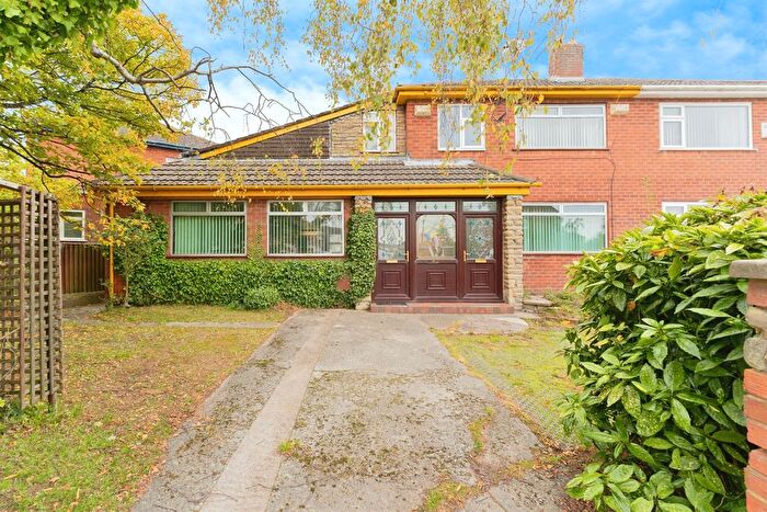 3 Bedroom Semi-detached House For Sale In Prenton Dell Road, Prenton, CH43