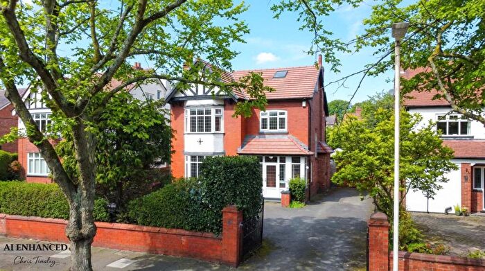 5 Bedroom Detached House For Sale In Falkland Road, Southport, PR8